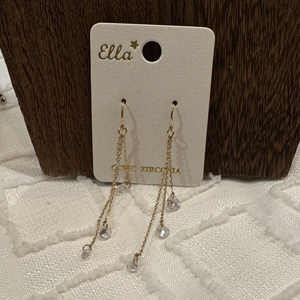 🌸Final price🌸 Ella Gold Chain Earrings with Clear Stones
